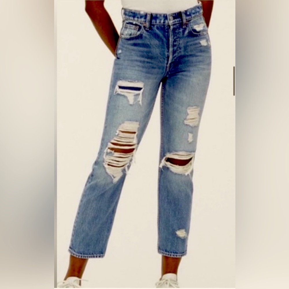 EUC GAP Ripped Jeans